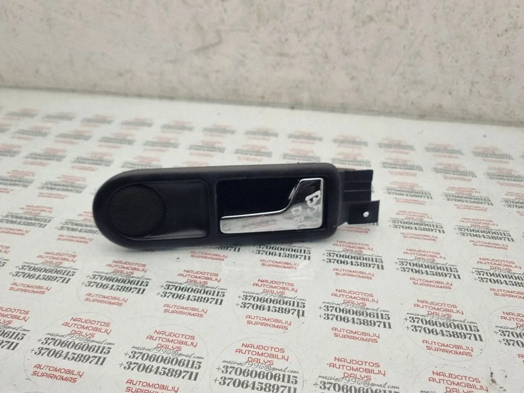 Rear door interior handle – Volkswagen Passat B5.5 (2001-2005)