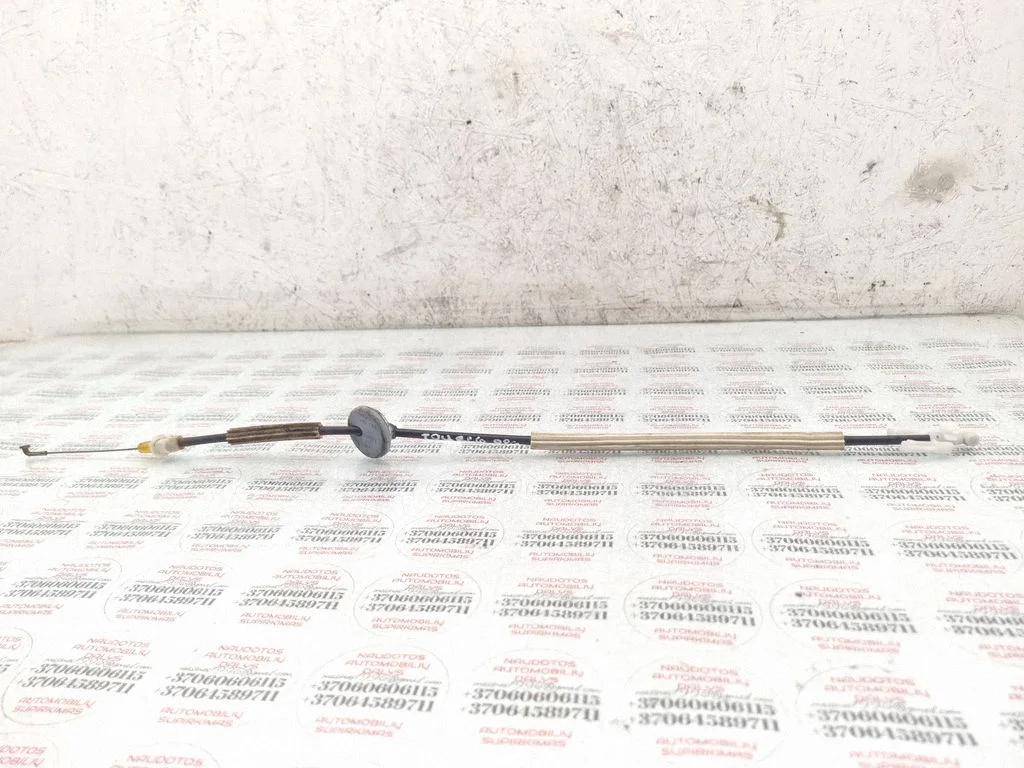 Rear door cable line – Volkswagen Touareg I (2002-2010)