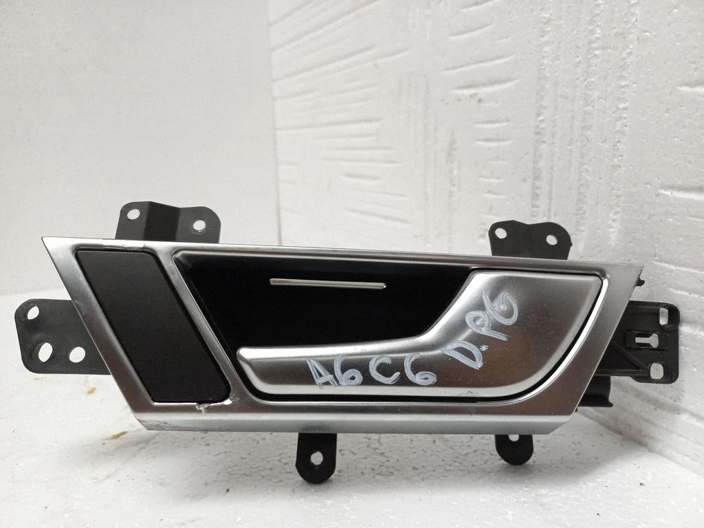 Tagaukse sisemine käepide – Audi A6 Allroad C6 (2006-2011)