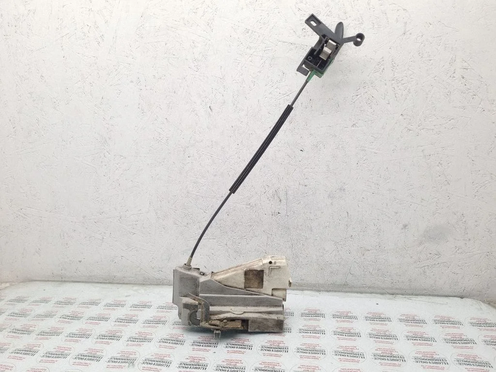 Rear door lock – Ford Galaxy (1995-2000)