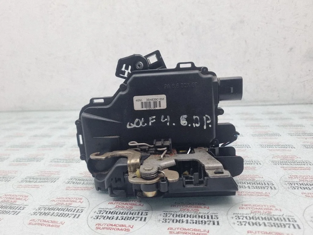 Rear door lock 3B4839016M