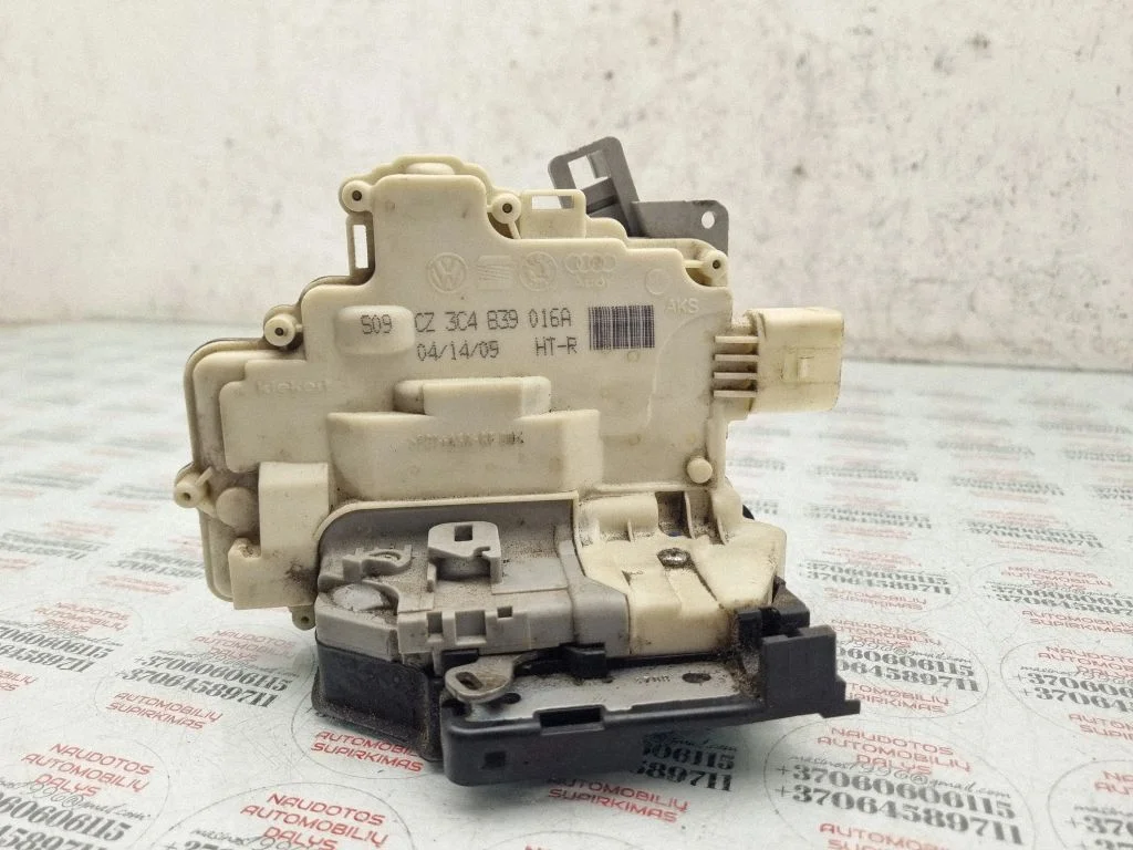 Rear door lock 3C4839016A