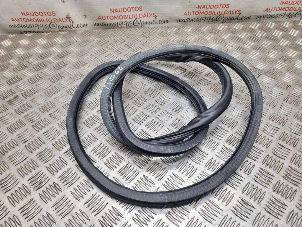 Rear door rubber seal (on body) – Audi A6 Allroad C6 (2006-2011)