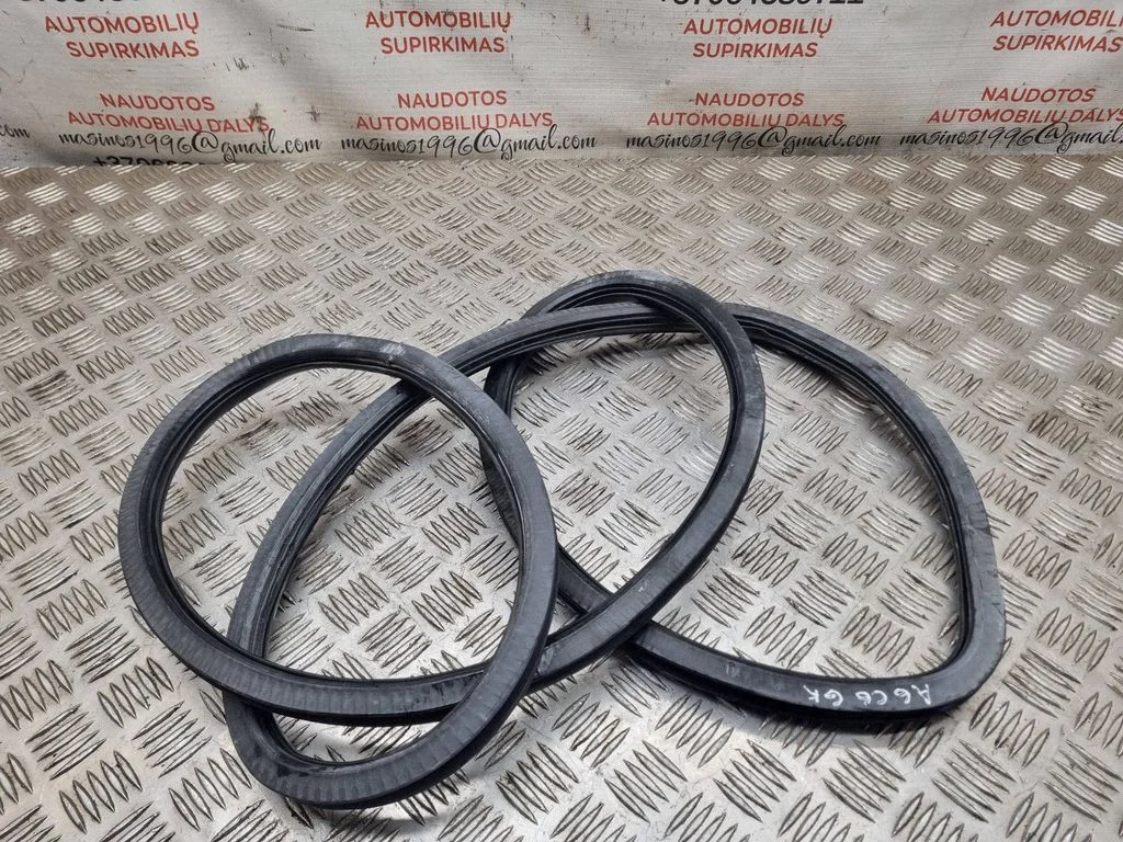 Rear door rubber seal (on body) – Audi A6 Allroad C6 (2006-2011)