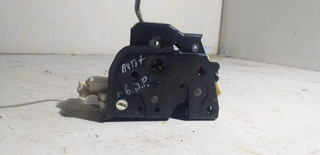 Rear door lock 8E0839016AA