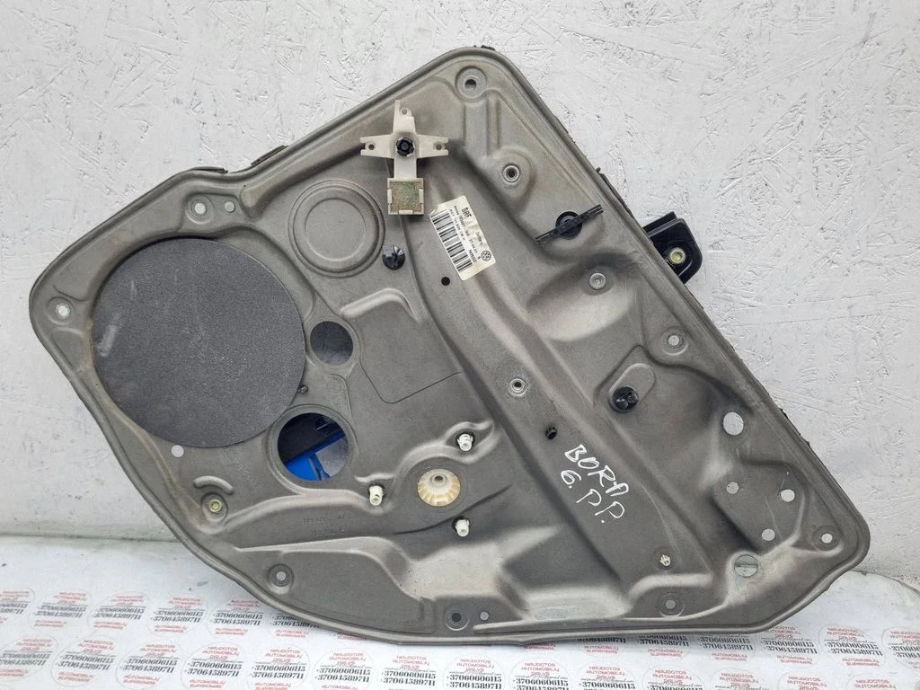 Aizmugurējā el. loga pacēlāja mehānisms bez motoriņa 1J4839730H
