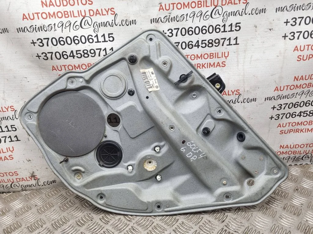 Rear window lifting mechanism without motor 1J4839730G