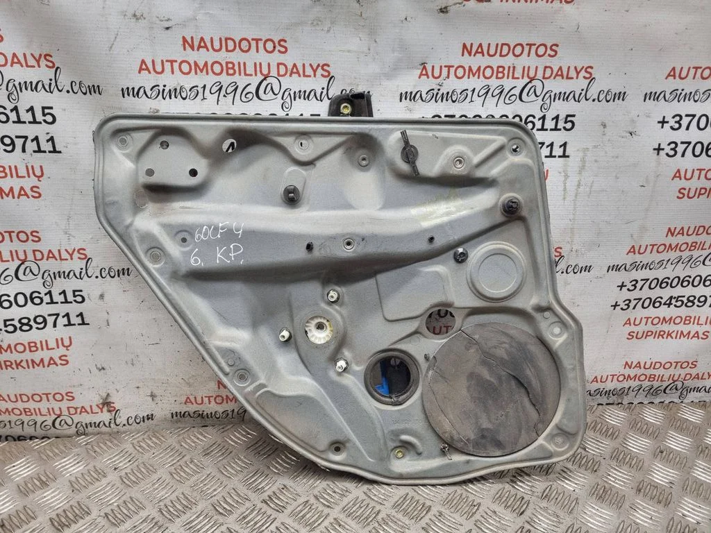 Rear window lifting mechanism without motor 1J4839755E