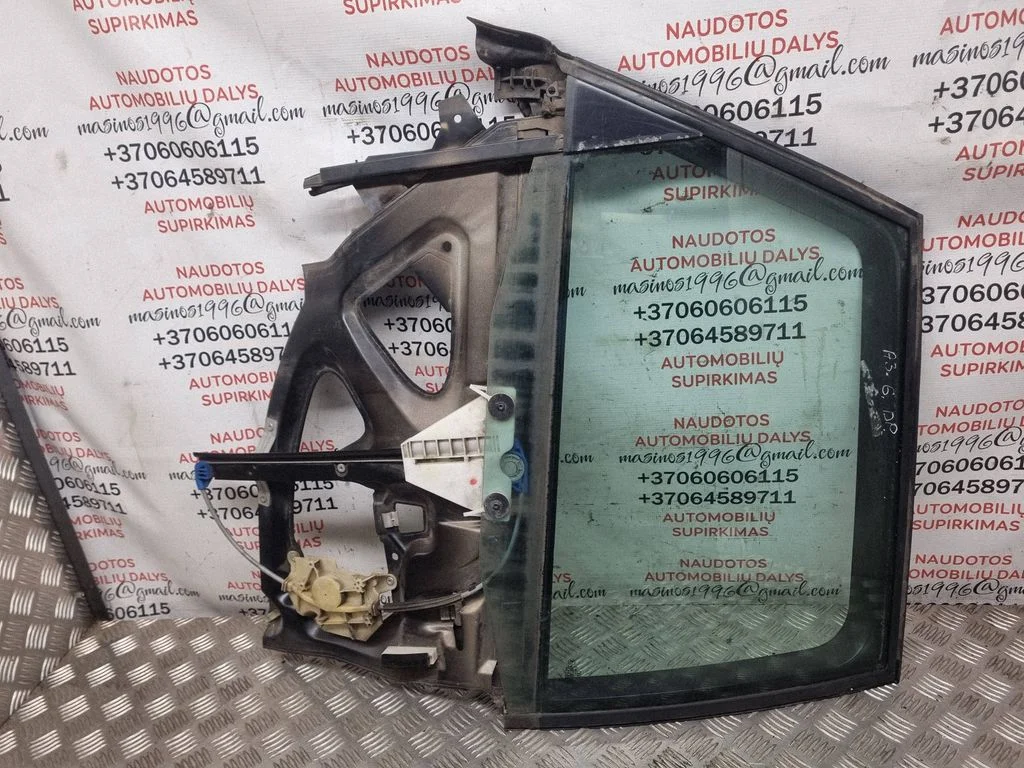 Rear window lifting mechanism without motor – rear right