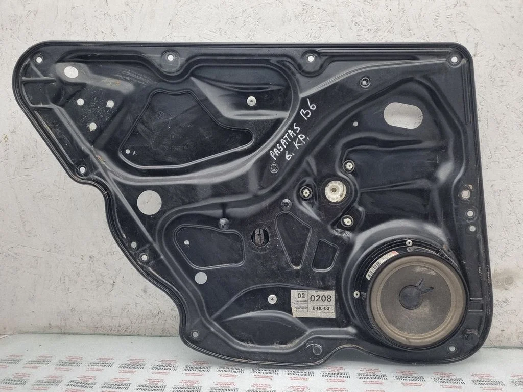 Rear window lifting mechanism without motor 3C4839755H
