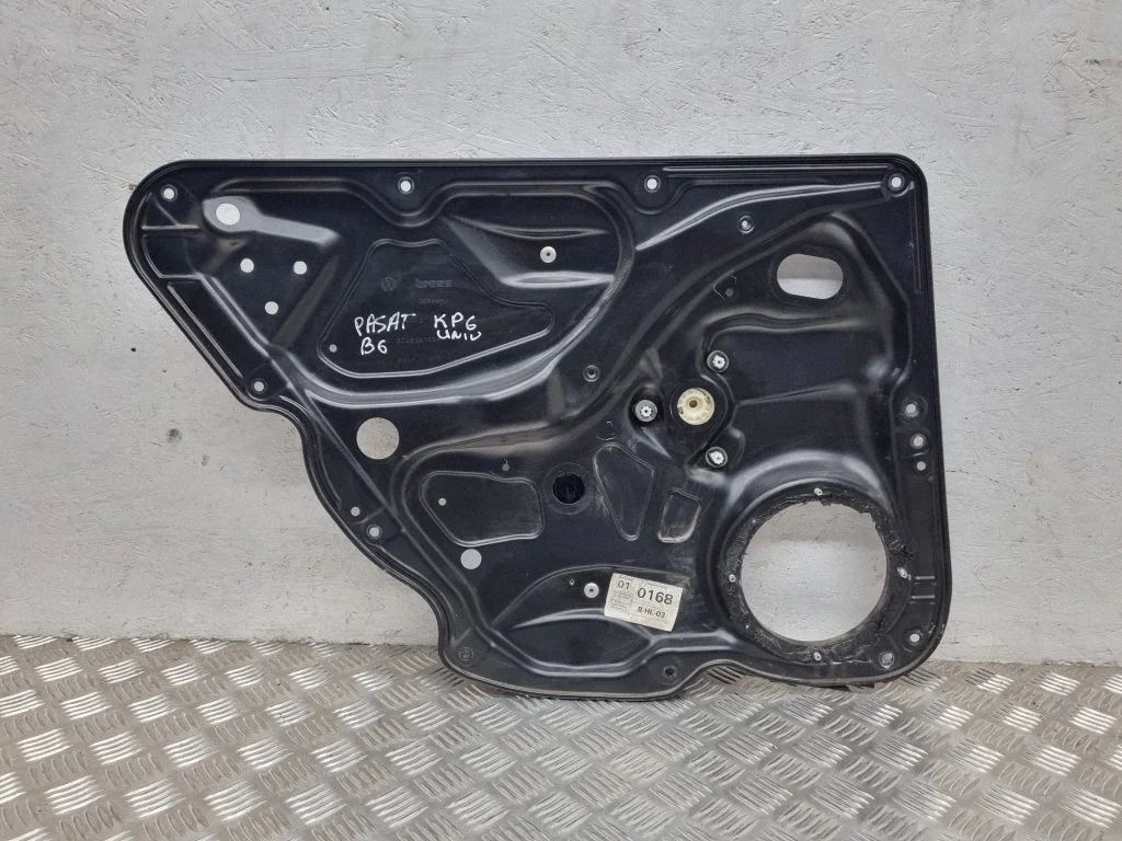 Rear window lifting mechanism without motor 3C4839755H