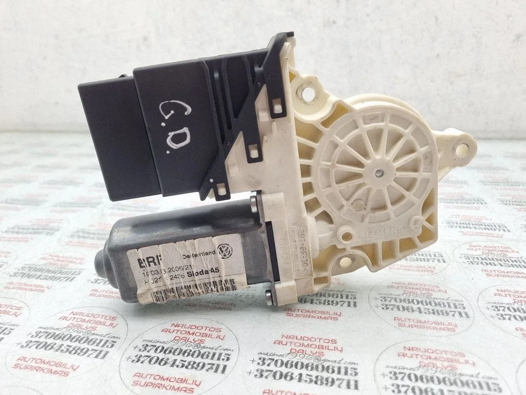 Rear door window regulator motor 1K0959704E