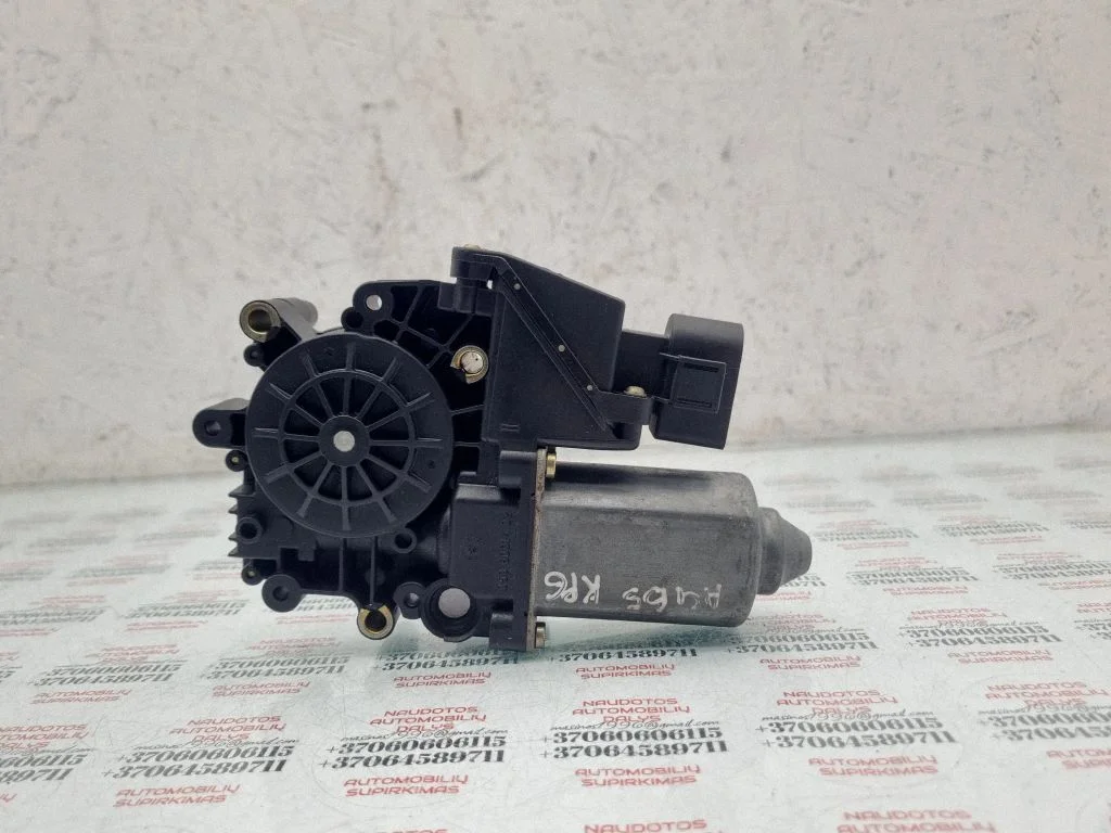 Rear door window regulator motor 0536001402