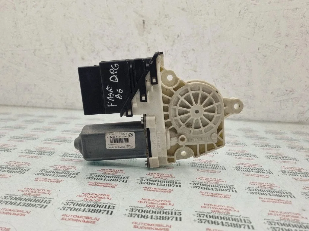 Rear door window regulator motor 3C9959704