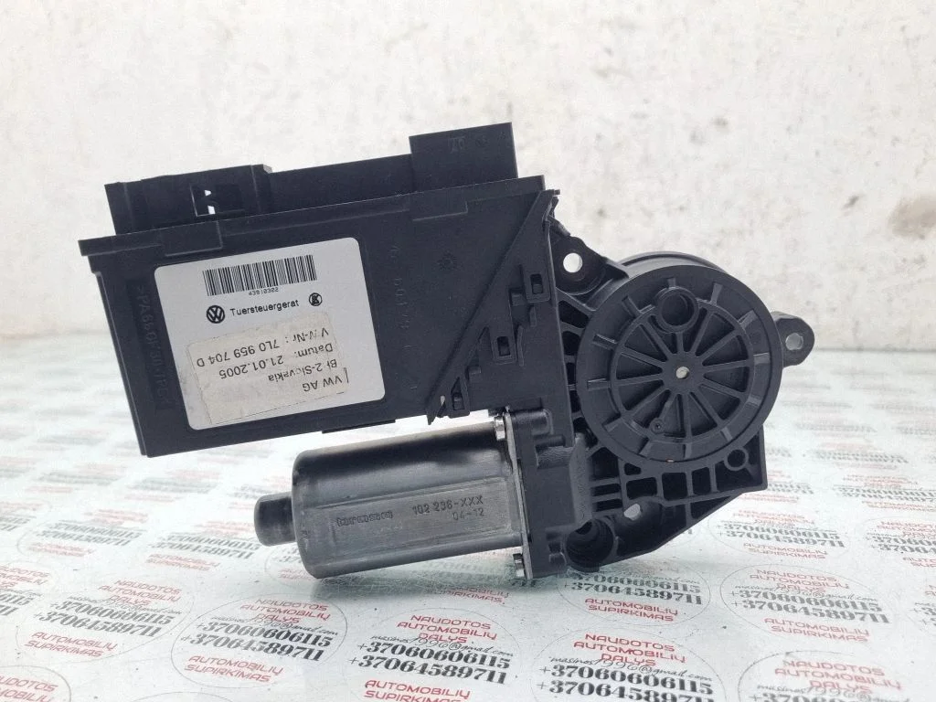 Aizmugurējā loga pacēlāja motoriņš 7L0959704D