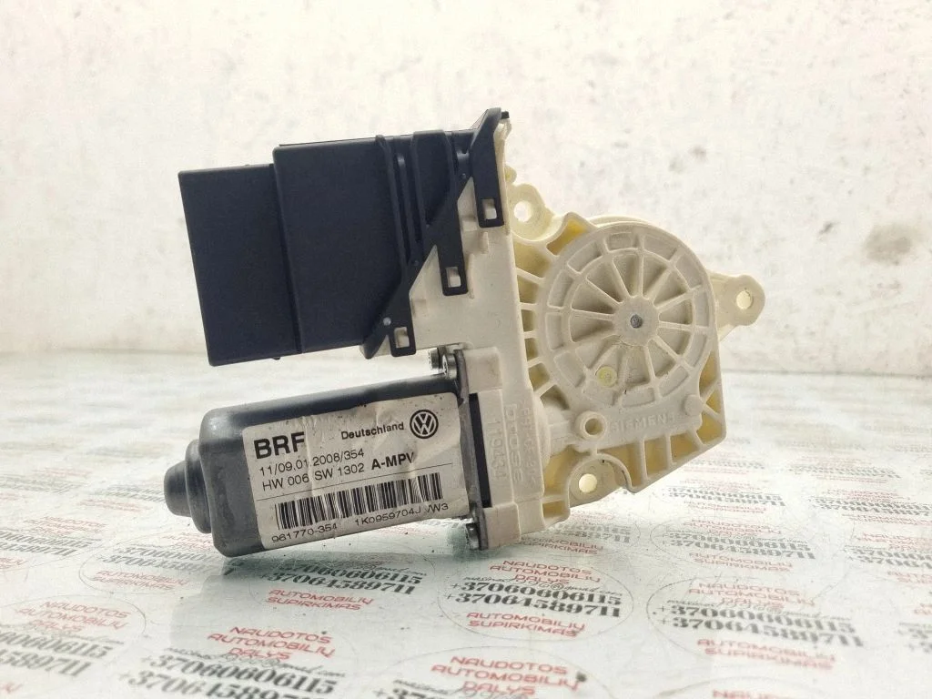 Rear door window regulator motor 1K0959704J