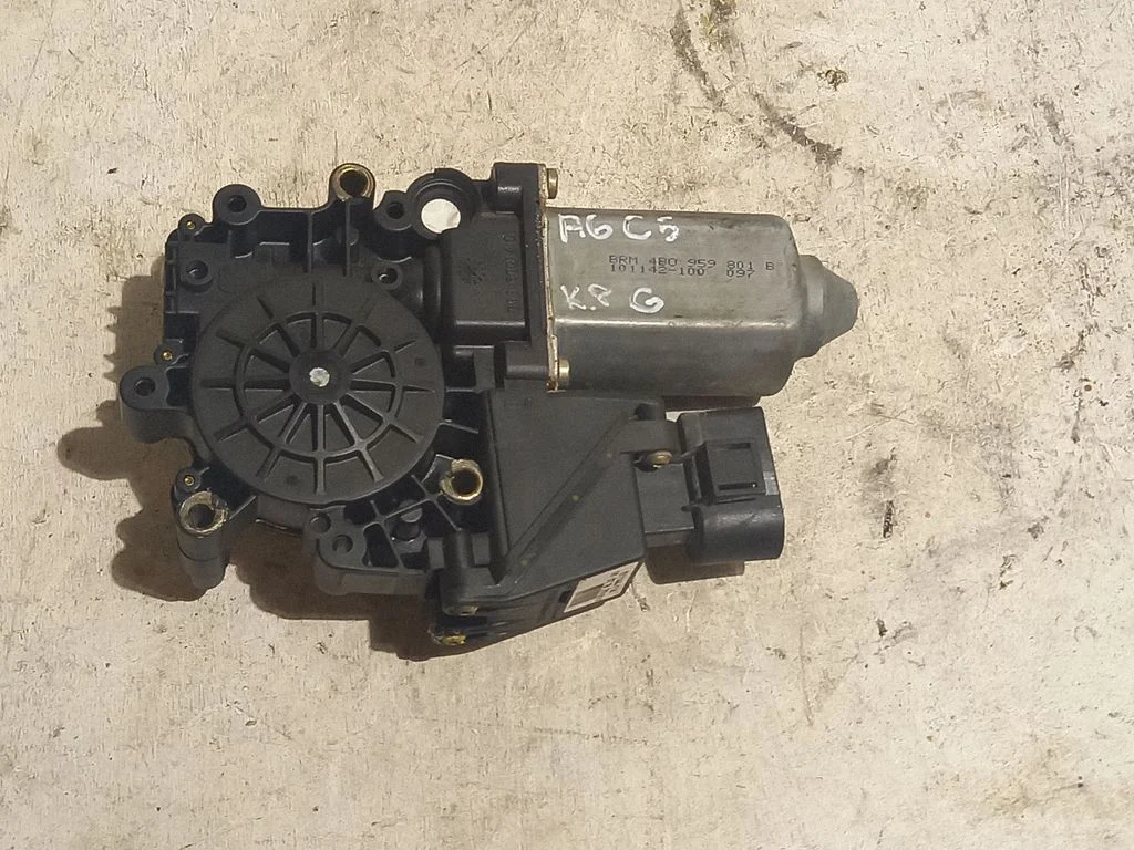 Rear door window regulator motor – Audi A6 S6 C5 4B (1997-2005)