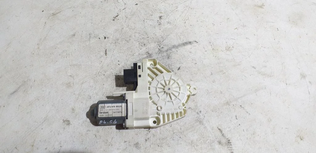 Rear door window regulator motor – Audi A6 Allroad C5 (1999-2005)