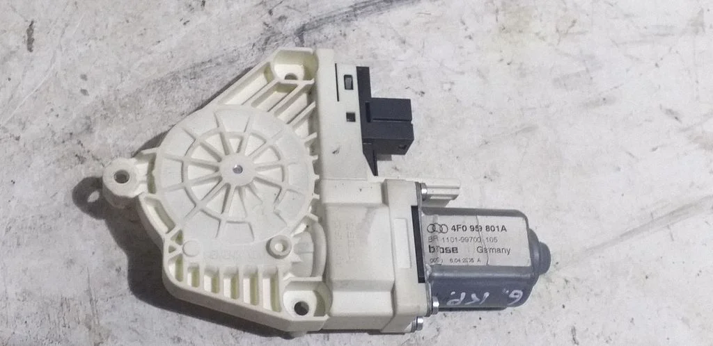 Rear door window regulator motor – Audi A6 Allroad C5 (1999-2005)