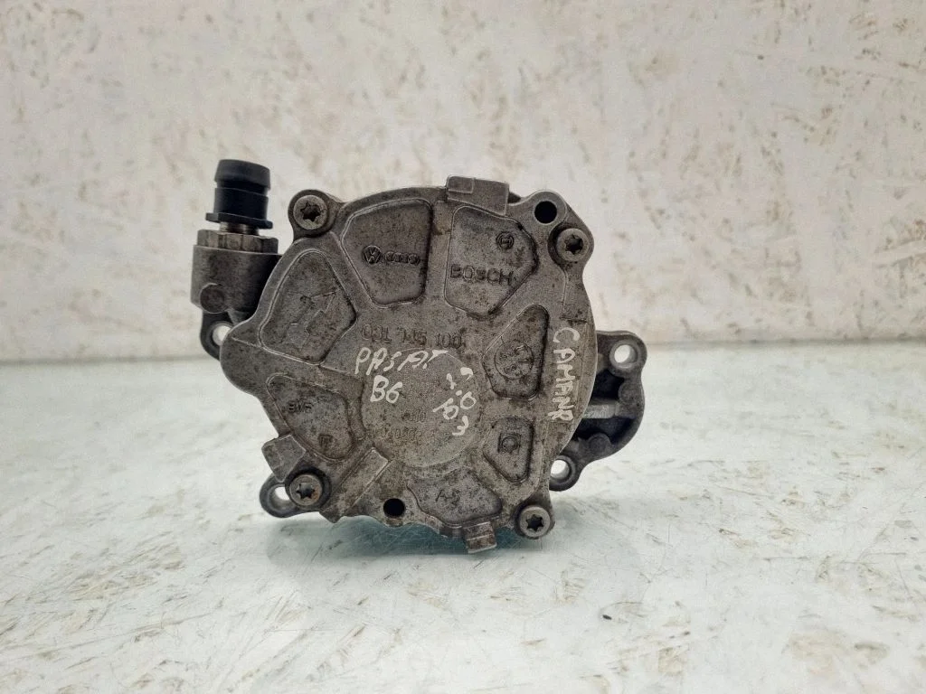 Vacuum pump 03L145100