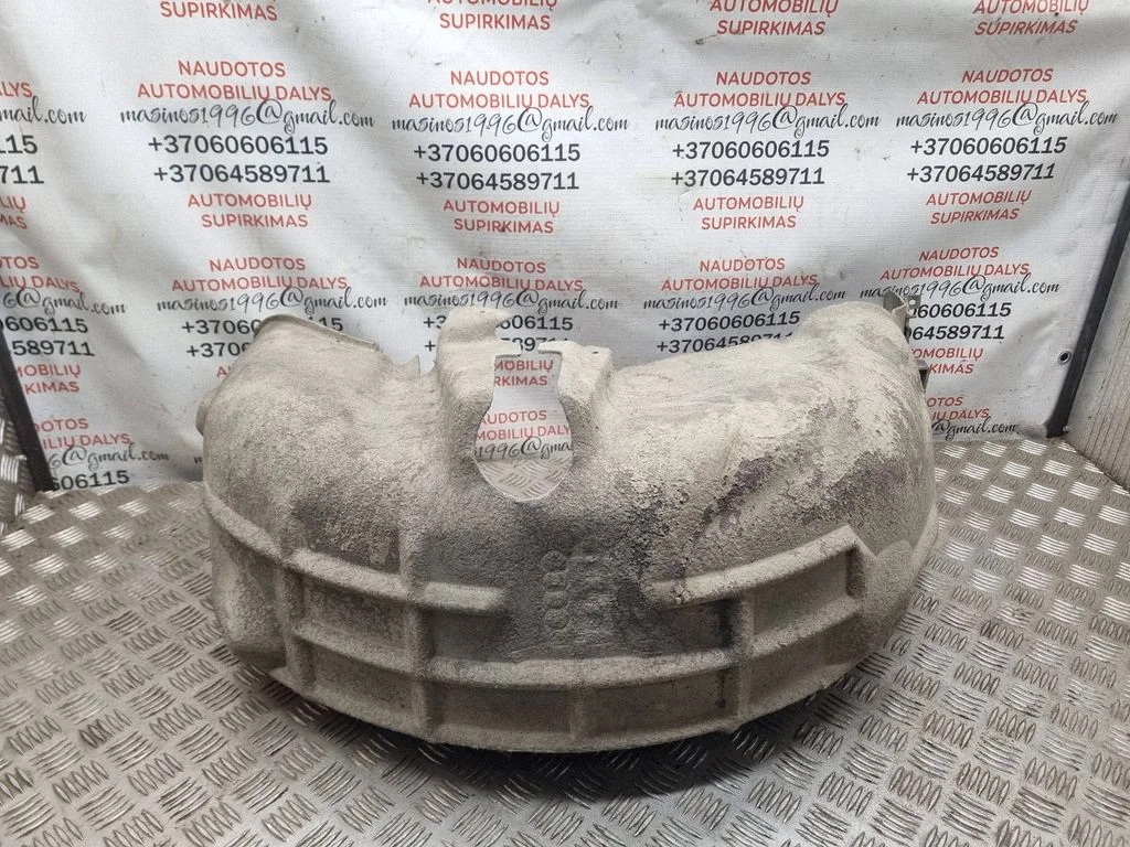 Tagumine poritiivakate 7L6810972A
