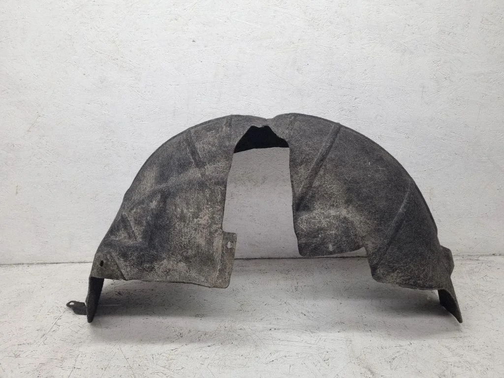 Rear arch fender liner splash guards – left