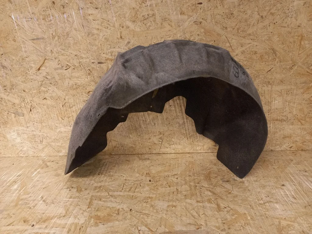 Rear arch fender liner splash guards – rear right