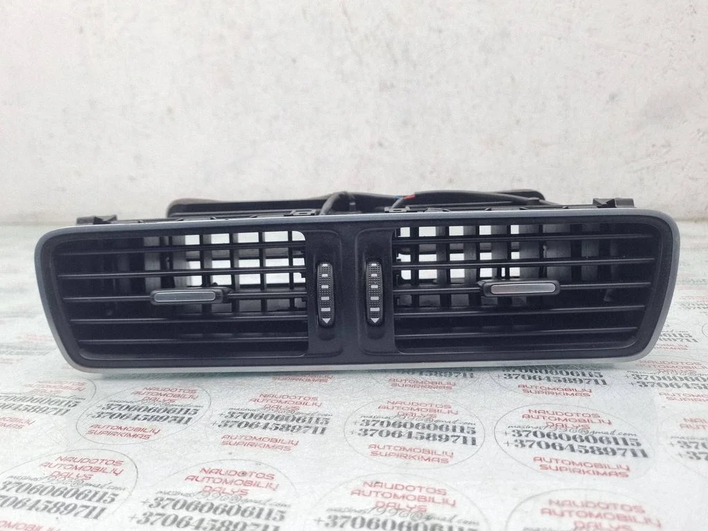 Dash center air vent grill – Volkswagen Passat CC (2008-2016)