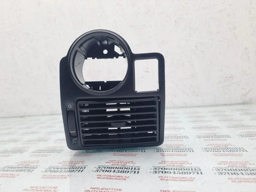 Dash center air vent grill – Volkswagen Golf IV (1998-2005)