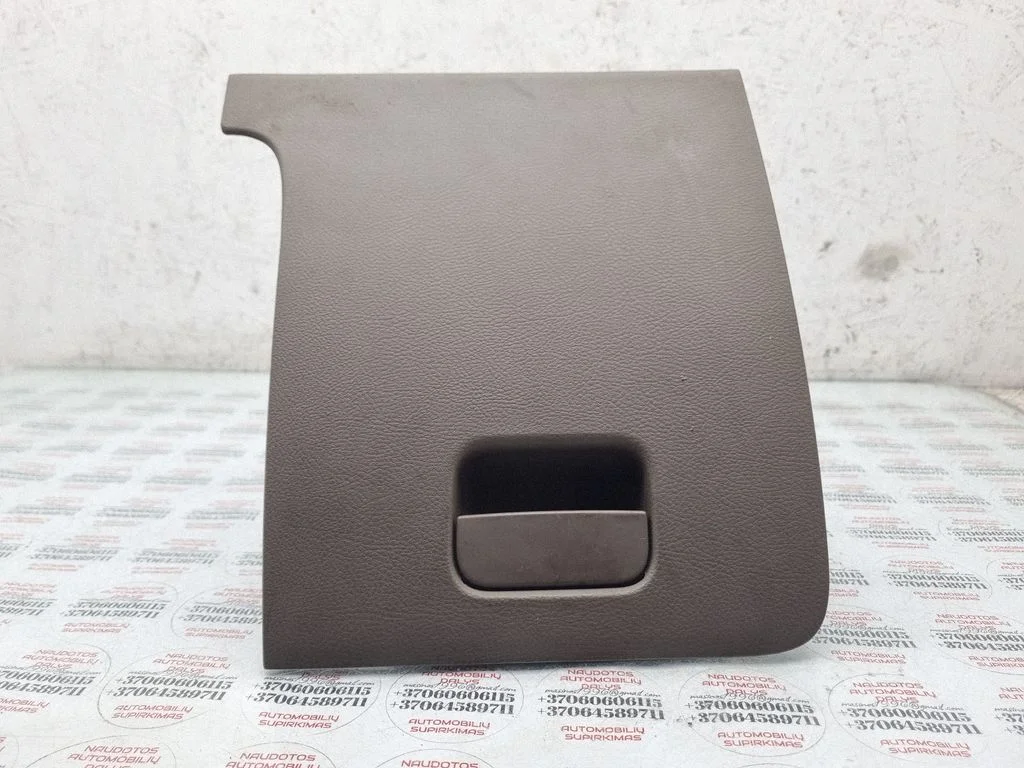Glove box 3C1857921