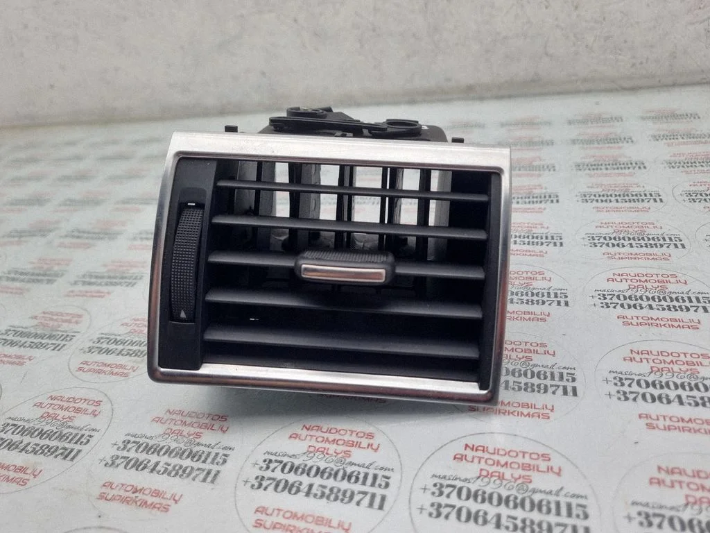 Dash center air vent grill – Audi A8 S8 D3 4E (2002-2009)