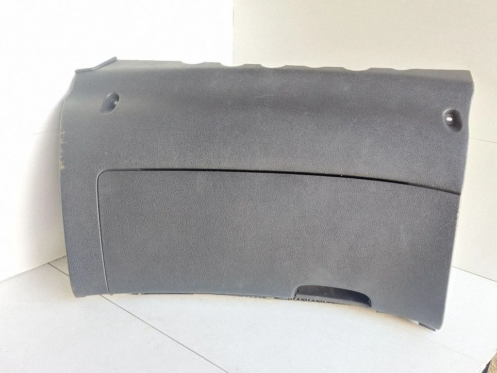 Glove box 1Z1857103