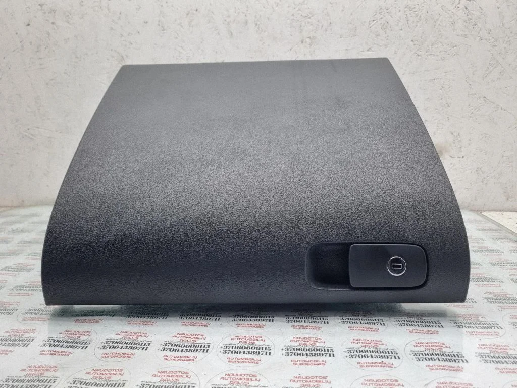 Schowek pasażera 5M1857097