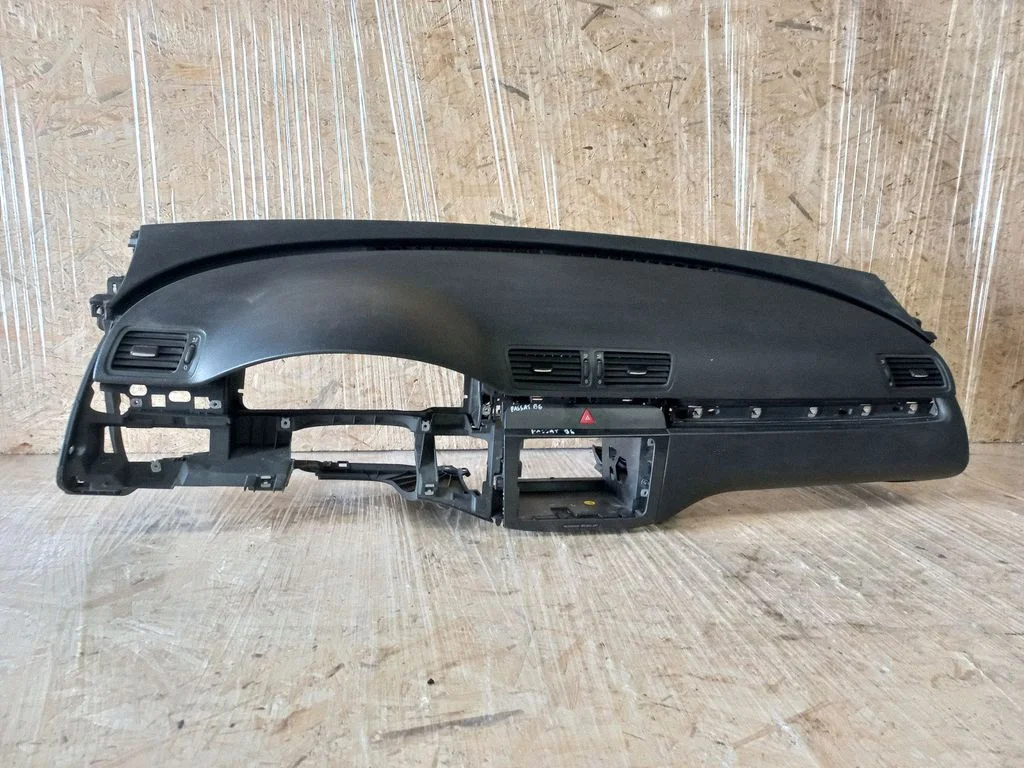 Dashboard 3C1857003