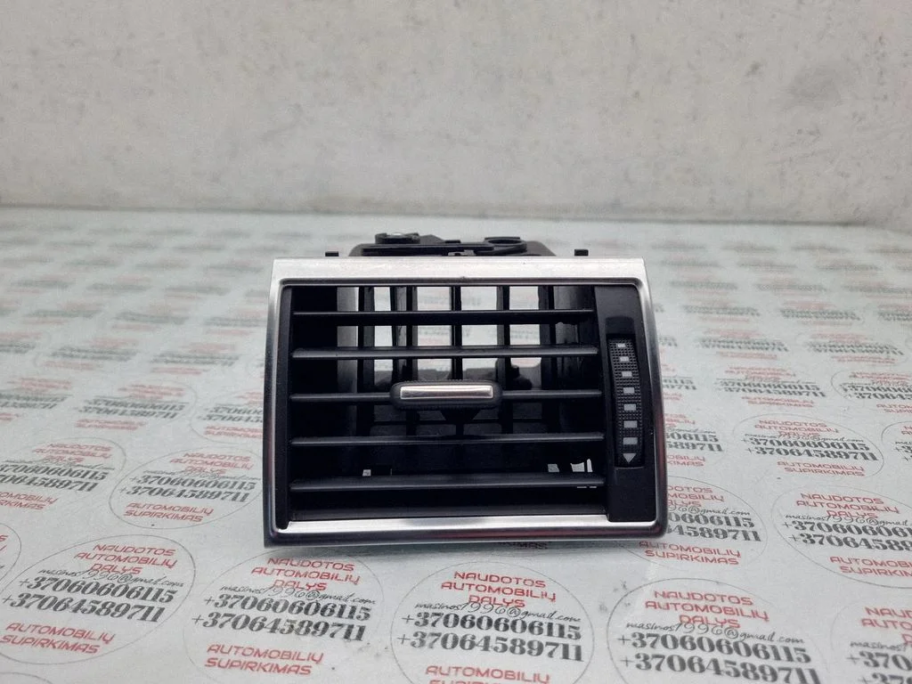 Dash center air vent grill – Audi A8 S8 D3 4E (2002-2009)