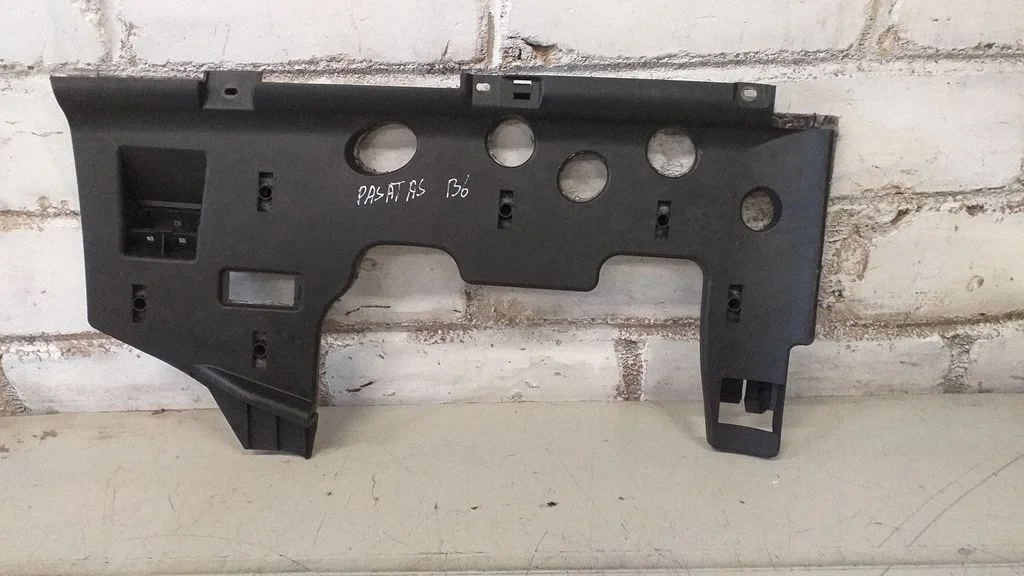 Dashboard lower bottom trim panel 3C1863081B