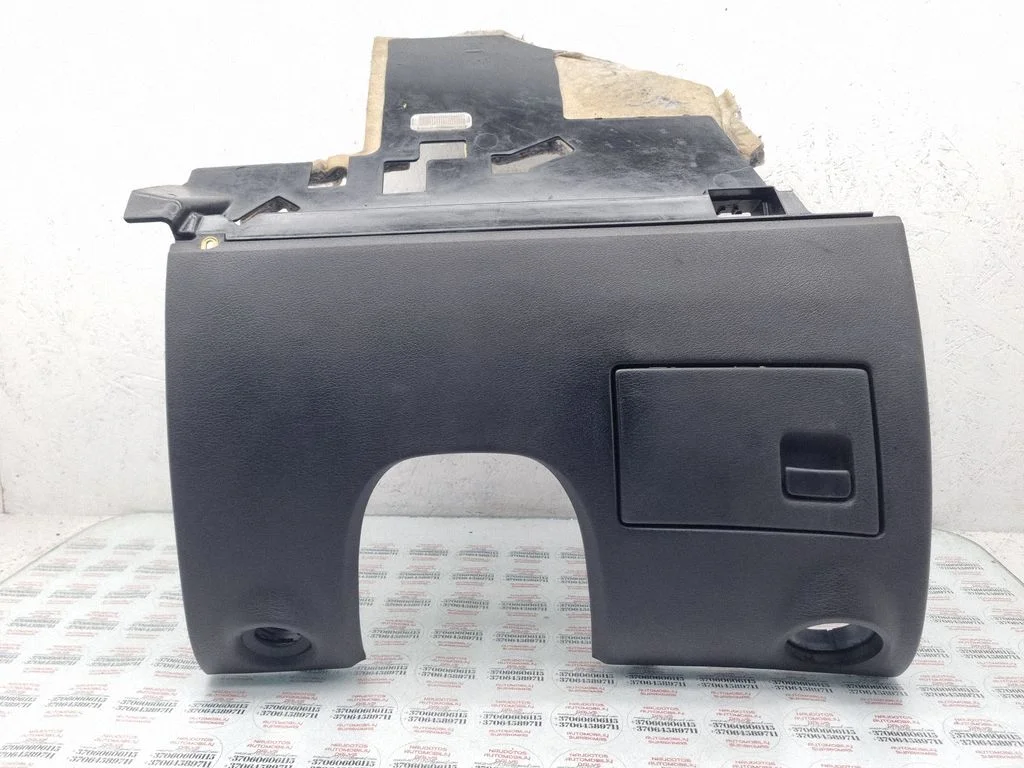 Dashboard lower bottom trim panel – Audi A8 S8 D3 4E (2002-2009)