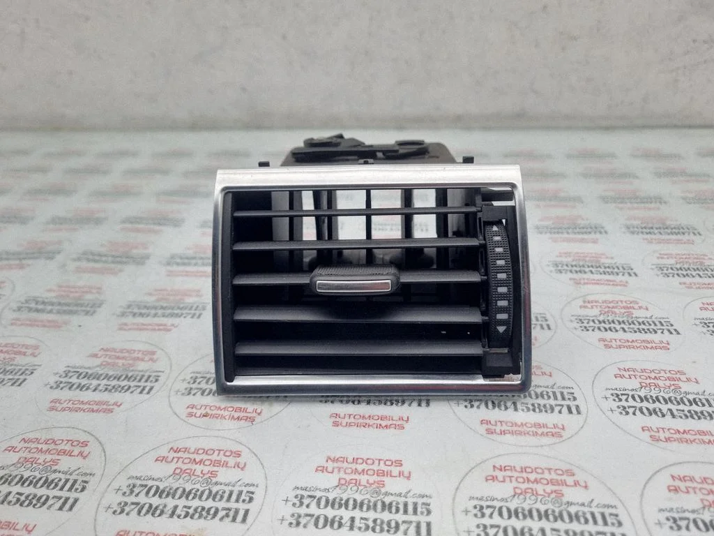 Armatuurlaua külje õhutusresti kate – Audi A8 S8 D3 4E (2002-2009)
