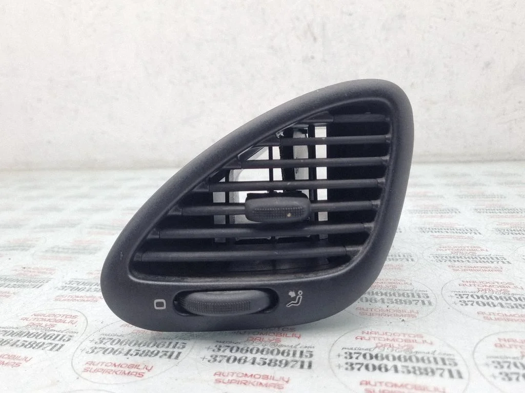 Dashboard side air vent grill/cover trim – Volkswagen Sharan (1996-2000)