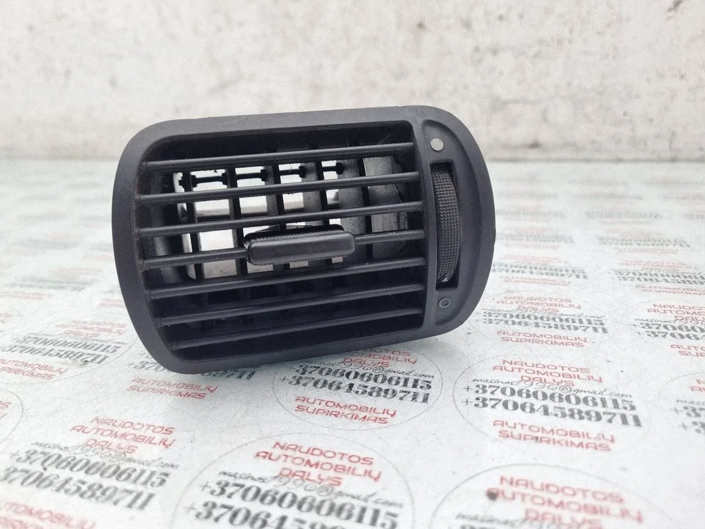 Dashboard side air vent grill/cover trim – Audi A3 S3 8L (1996-2003)