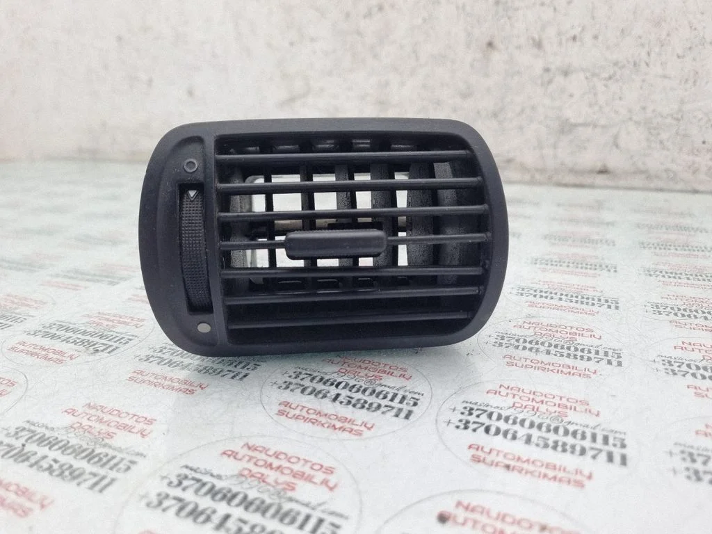 Dashboard side air vent grill/cover trim – Audi A3 S3 8L (1996-2003)