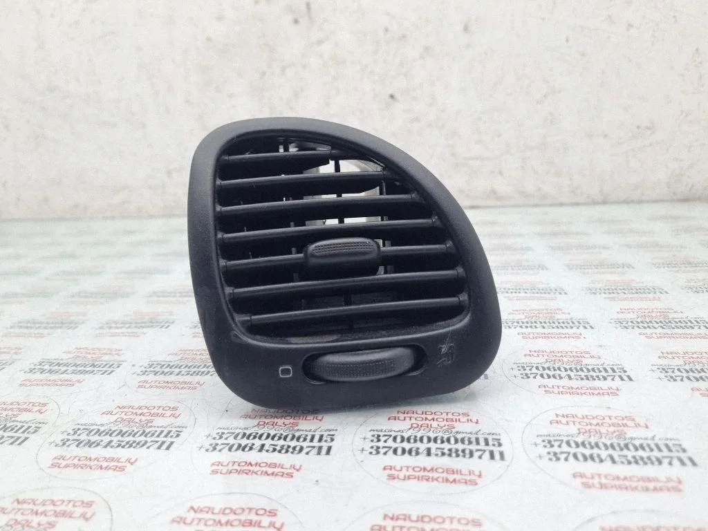 Dashboard side air vent grill/cover trim – Seat Alhambra (Mk1) (1996-2010)