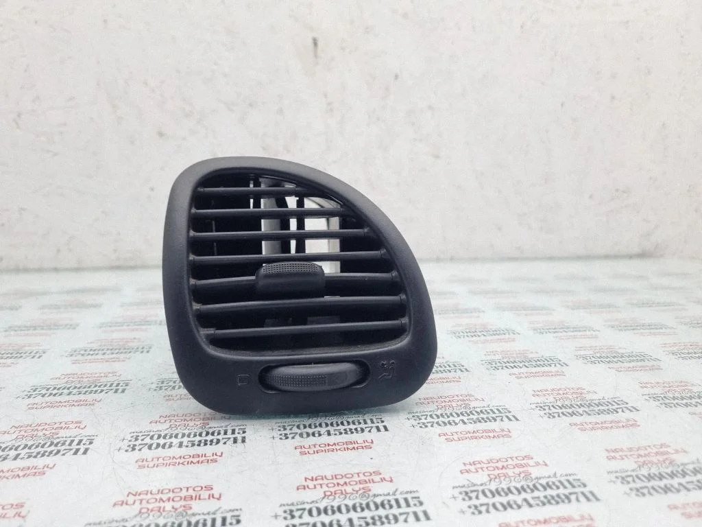 Dashboard side air vent grill/cover trim 7M1819704F