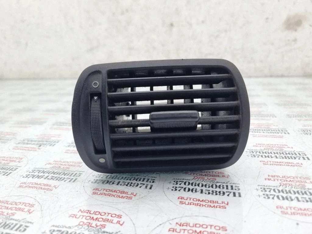 Dashboard side air vent grill/cover trim – Audi A3 S3 8L (1996-2003)