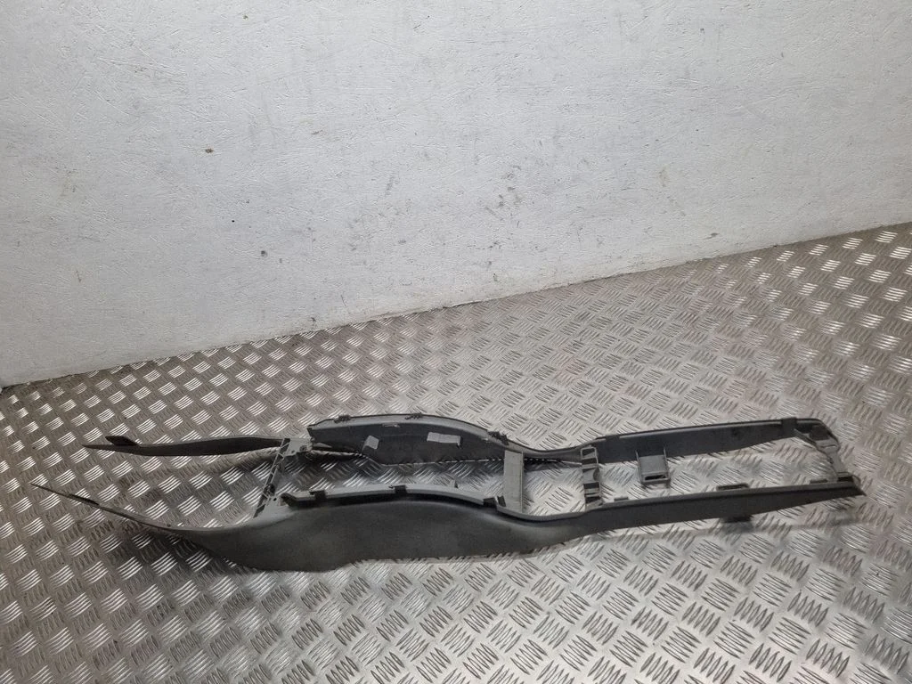 Center console 6Q1864343E