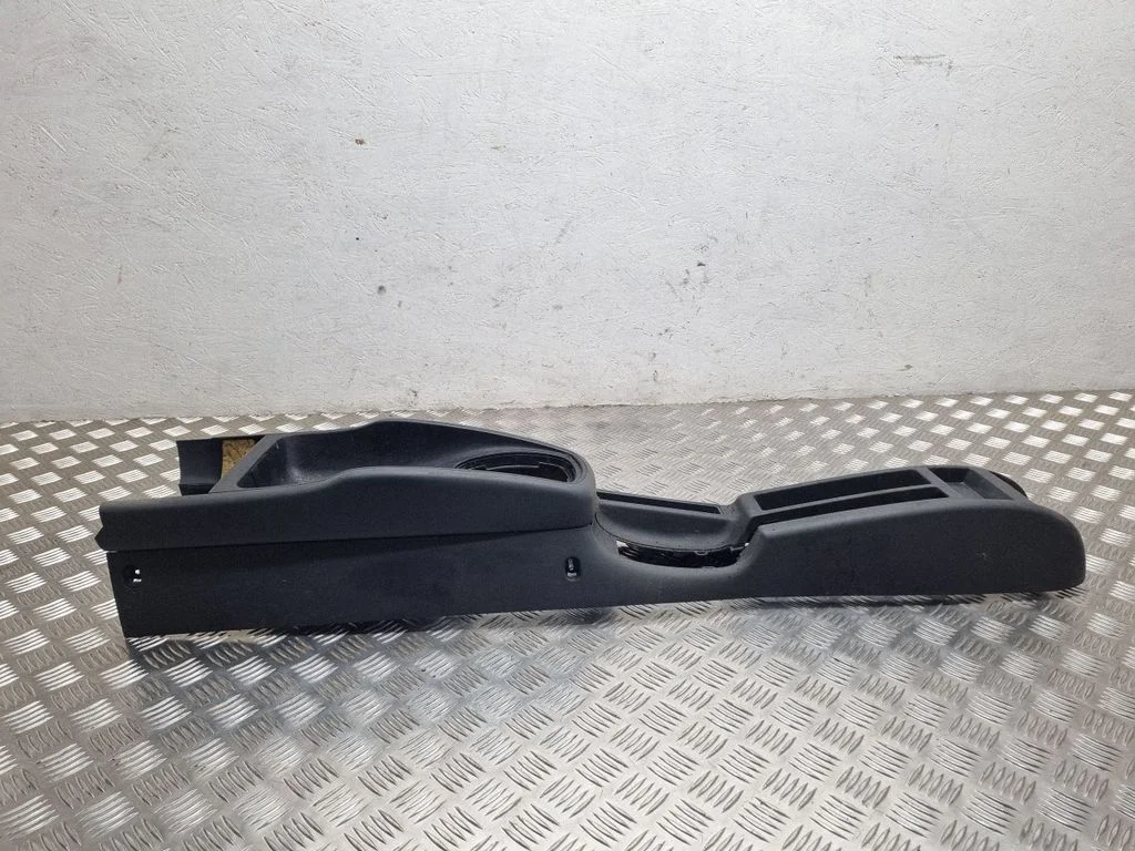 Konsola środkowa 8L0864131