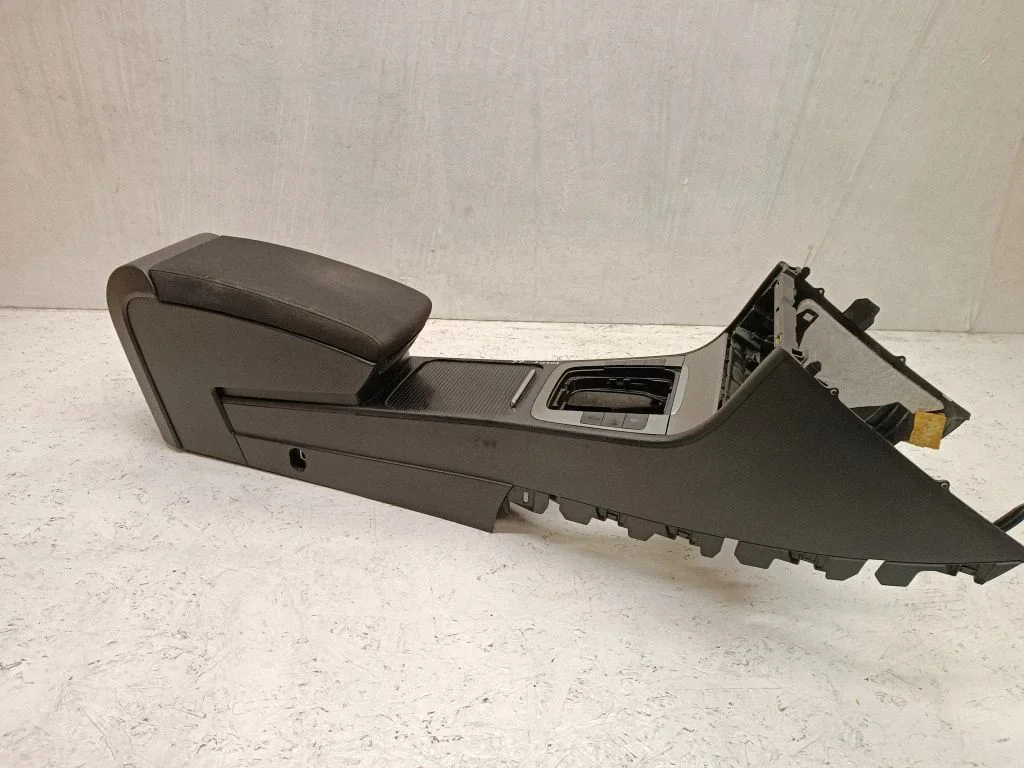 Center console 3C1863241