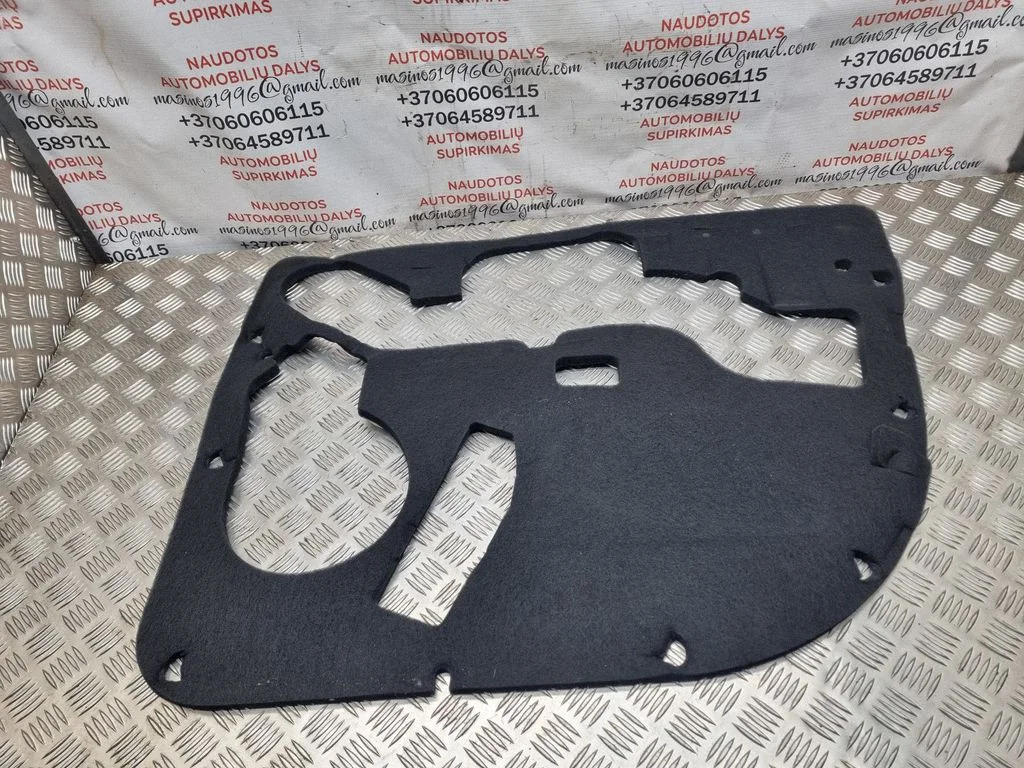 Front door card panel trim – Audi Q7 4L (2005-2015)