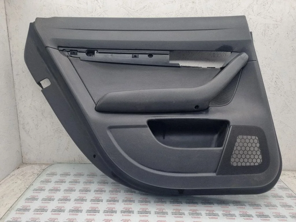 Rear door card panel trim – Audi A6 Allroad C6 (2006-2011)
