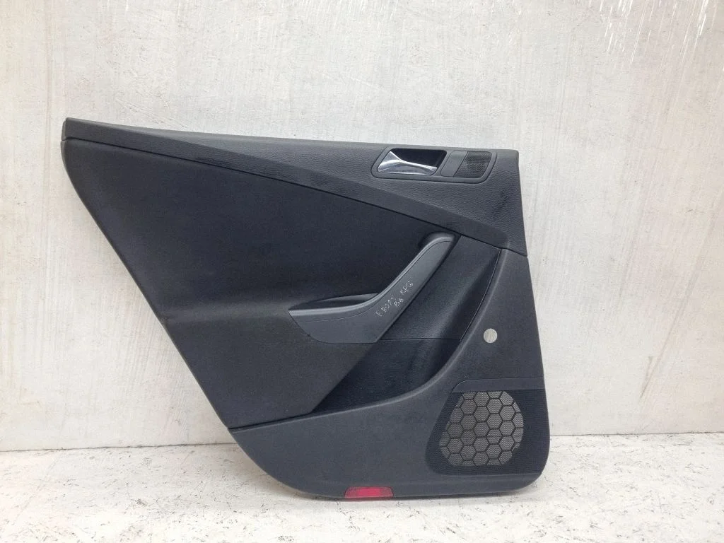 Rear door card panel trim – Volkswagen Passat B6 (2005-2010)